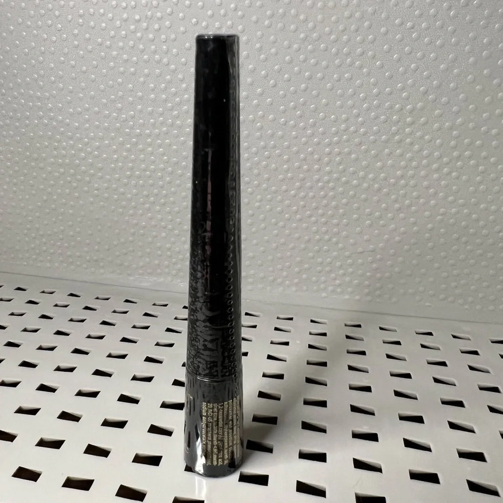 Gerald Cosmetics Smudgeproof, Waterproof, Ultra Black Eternal Eyeliner .08 fl oz